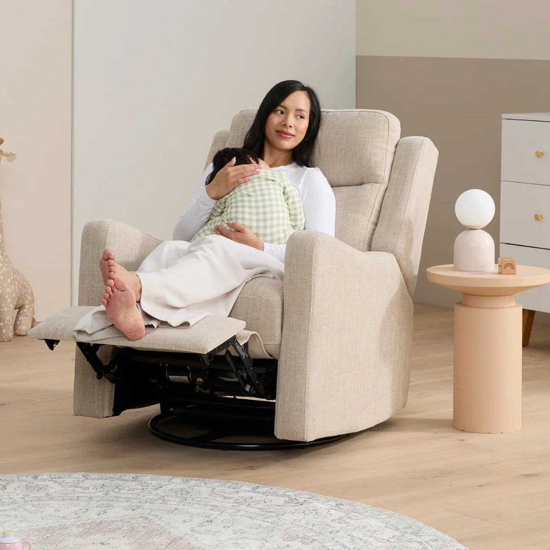 Il Tutto Henry Electric Recliner Glider Chair with USB in Latté