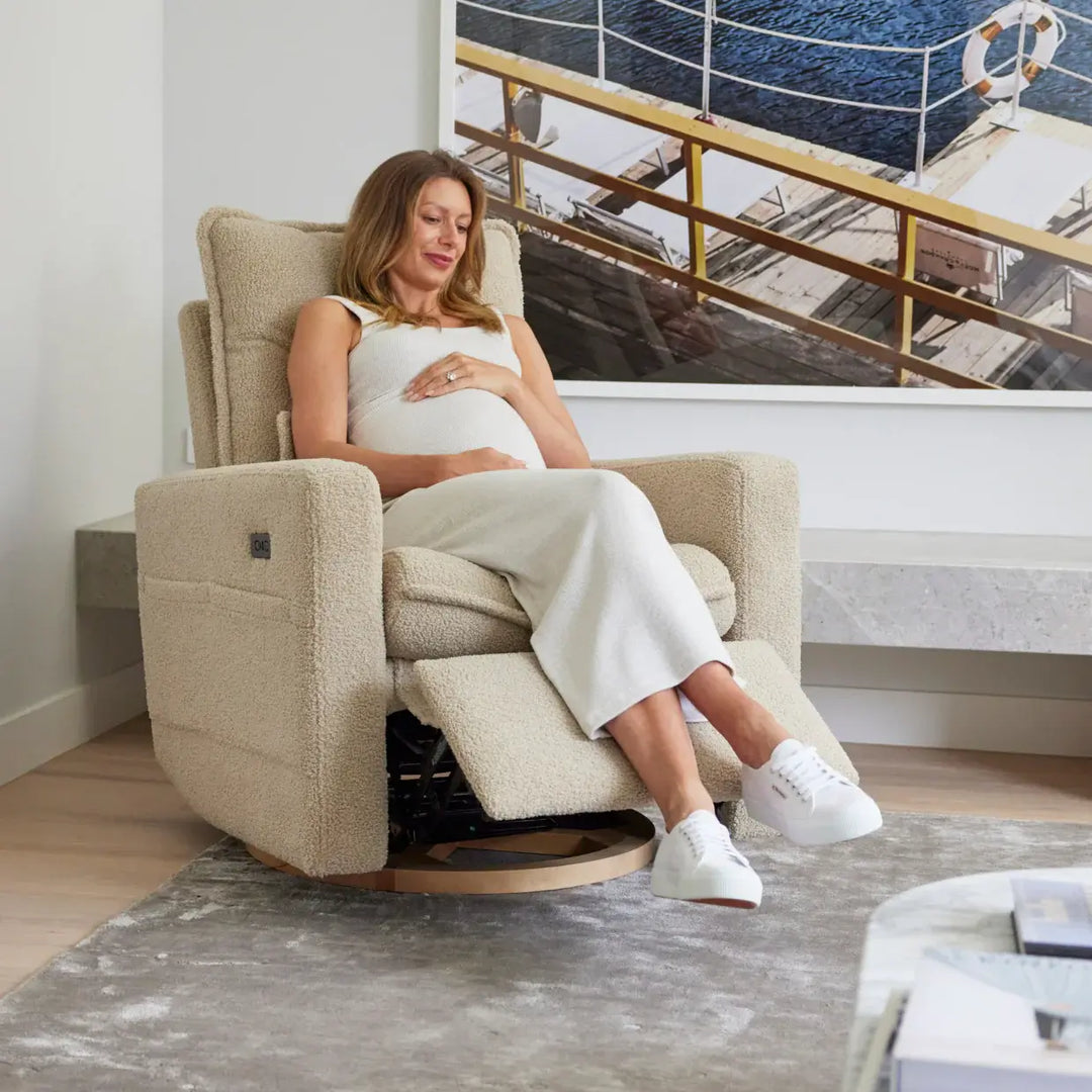 Il Tutto Frankie Electric Recliner/Glider Chair - Taupe Teddy
