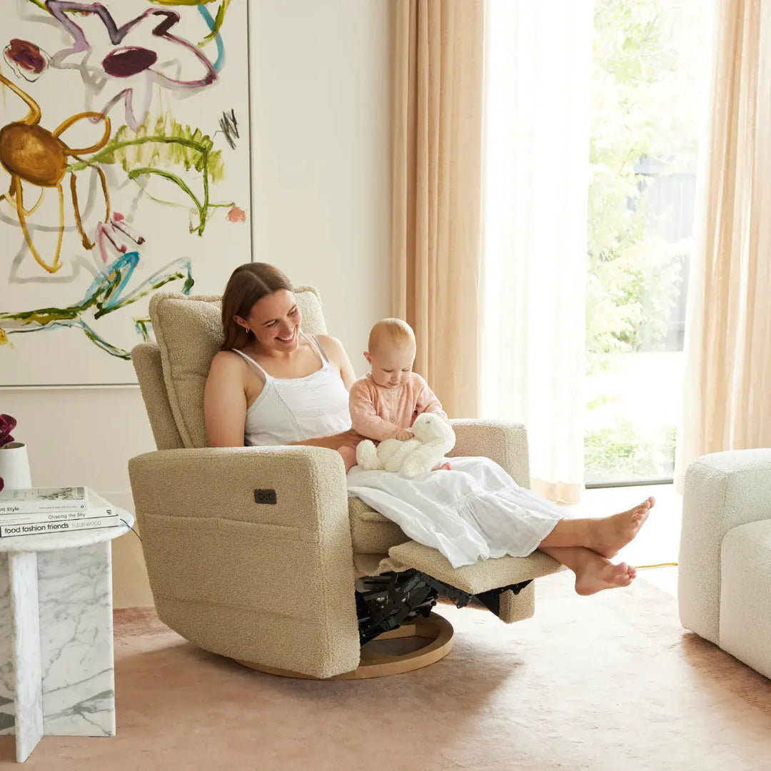 Il Tutto Frankie Electric Recliner/Glider Chair - Taupe Teddy