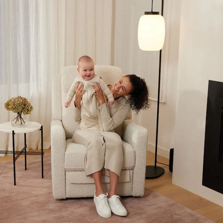 Il Tutto Henry Electric Recliner Glider Chair with USB - Vanilla Bouclé