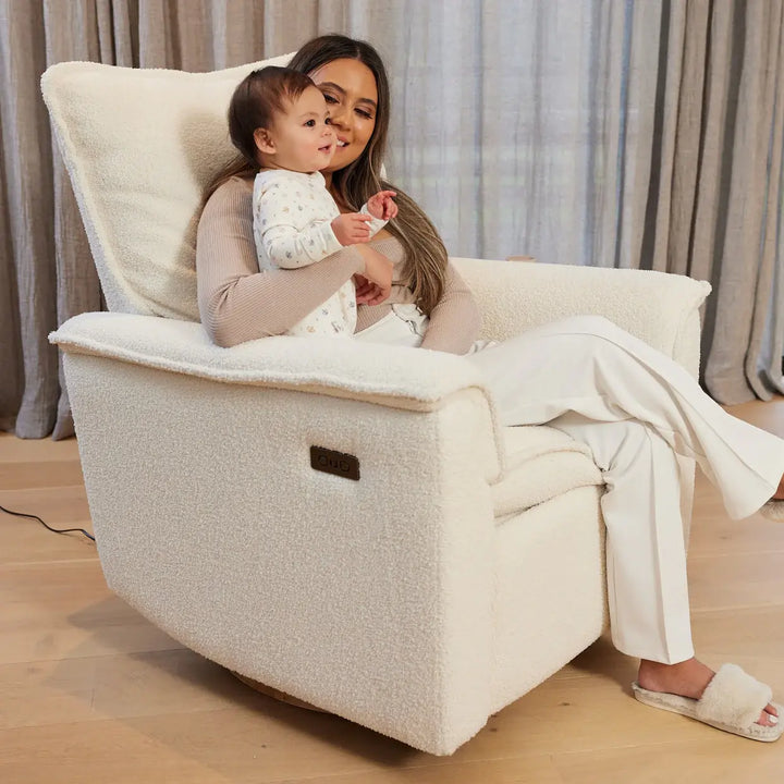 Il Tutto Louie Electric Recliner Glider Nursery Chair in Coconut Teddy