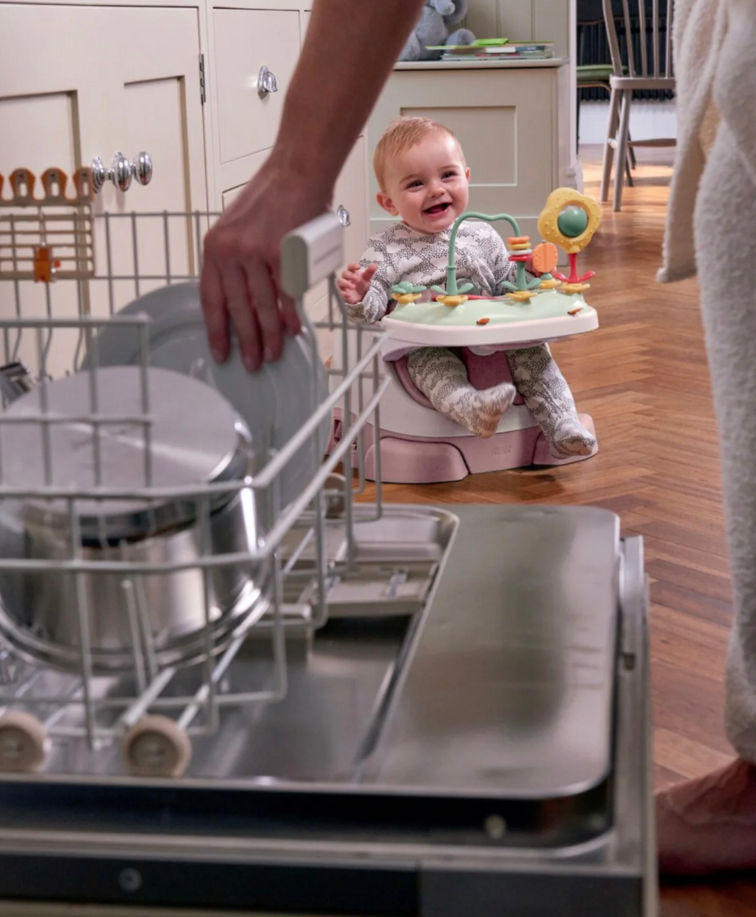 Mamas & Papas Bug 3-in-1 Floor & Booster Seat with Activity Tray - Blossom