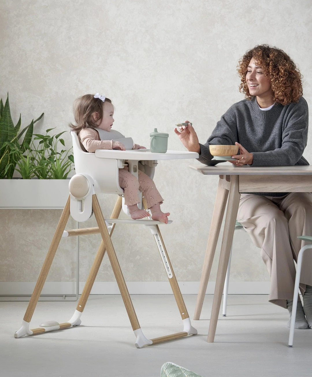 Mamas & Papas Eno Highchair - Cashmere