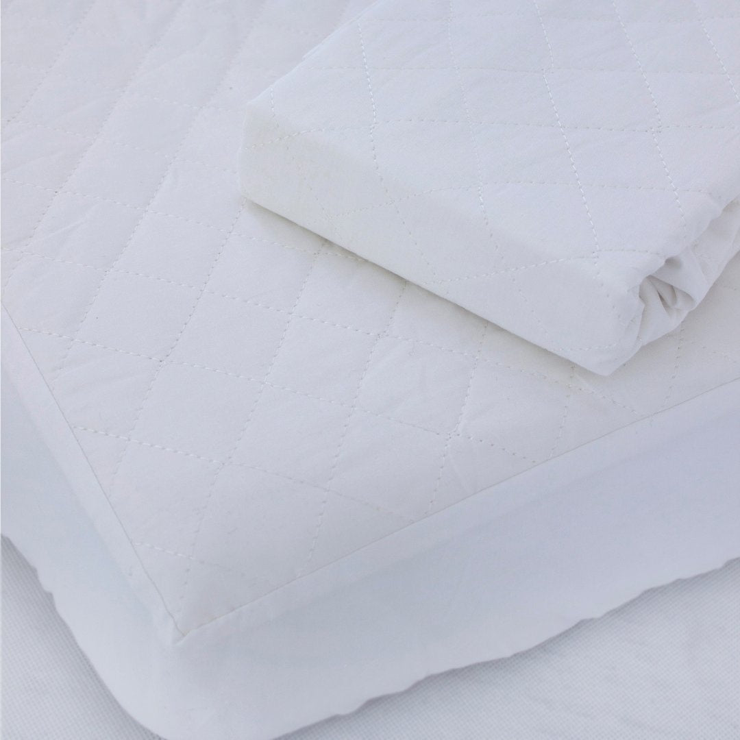 Breathe Easy® Waterproof Quilted Mattress Protector Cradle