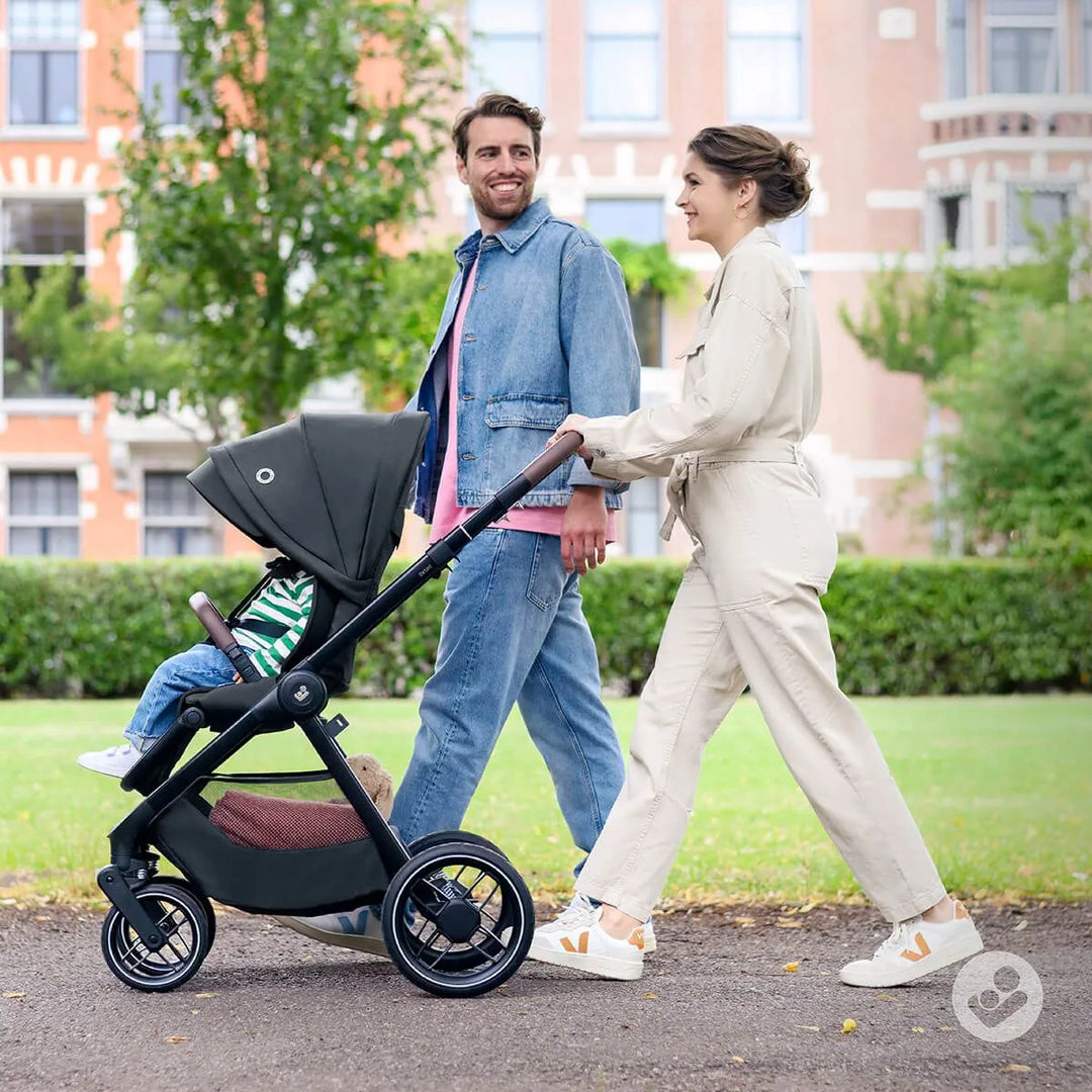Maxi Cosi Oxford Stroller and Oria Bassinet