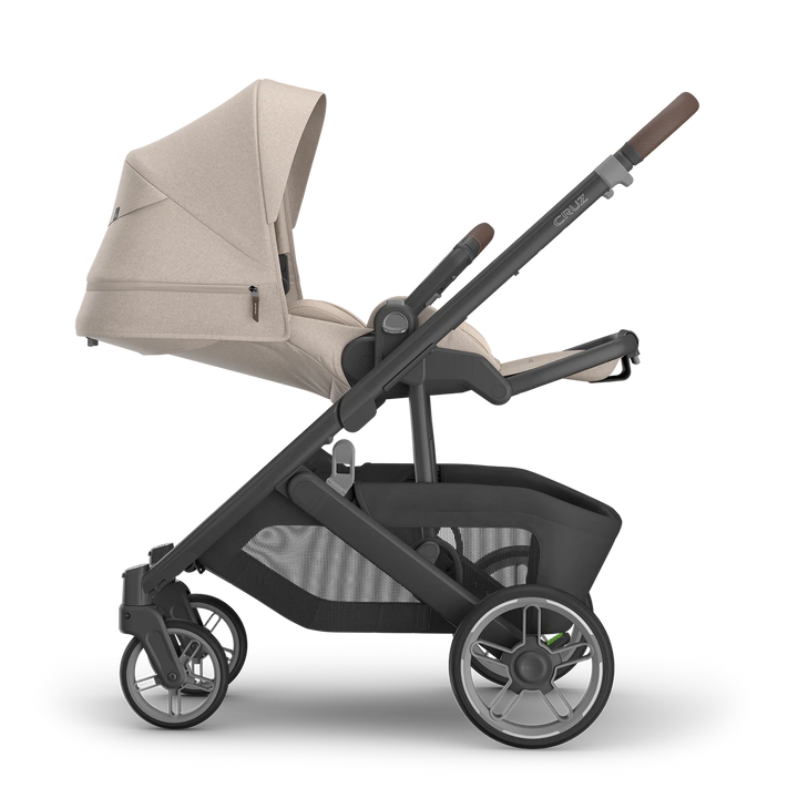 UPPAbaby Cruz V3 Pram - Ada(Sandstone/Chestnut leather)