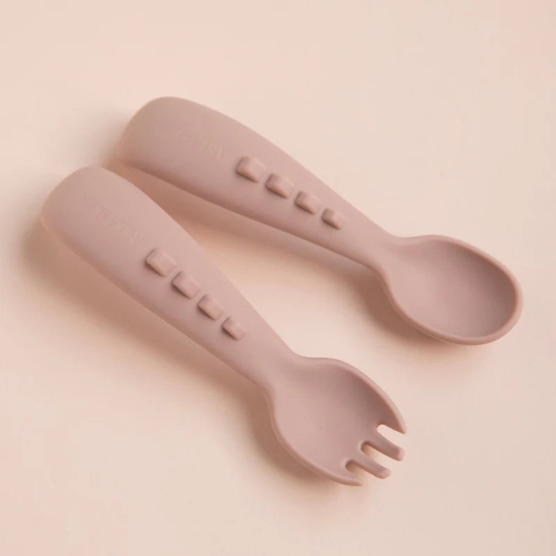 All4Ella Silicone comfy grip cutlery – Spoon + Fork Set - Dusty Pink