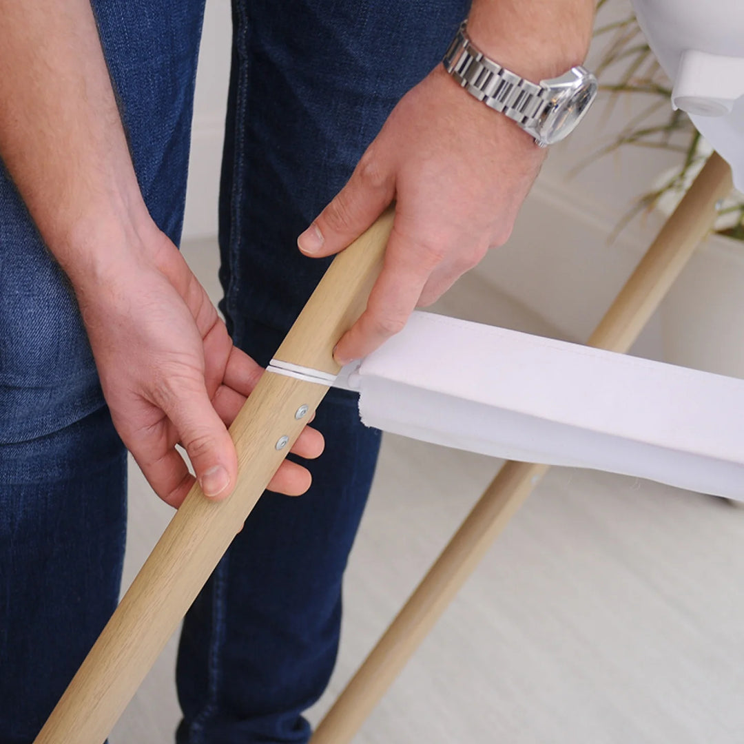 iL Tutto Nova Evolutionary High Chair in White Oak