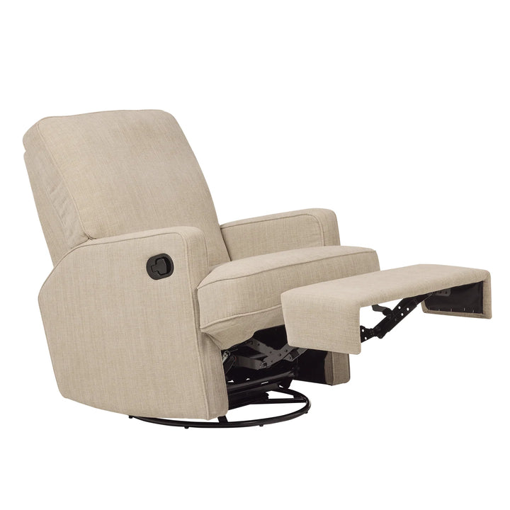 Il Tutto Quinn Recliner Glider Nursery Chair in Latté