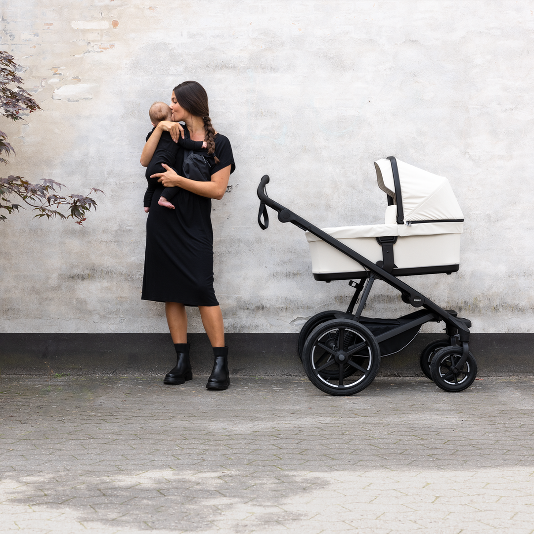 Thule Bassinet - Tinted Taupe