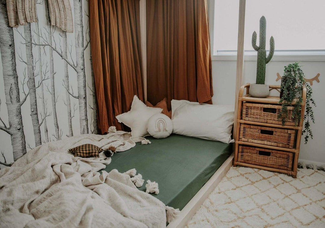 Fitted Cot Sheet Olive