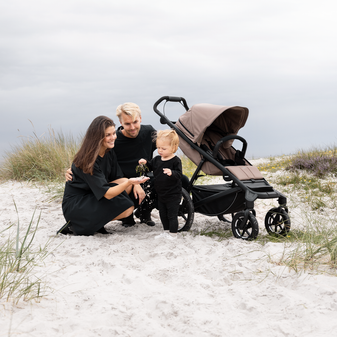 Thule Urban Glide 4-wheel with magnetic buckle (NEW)