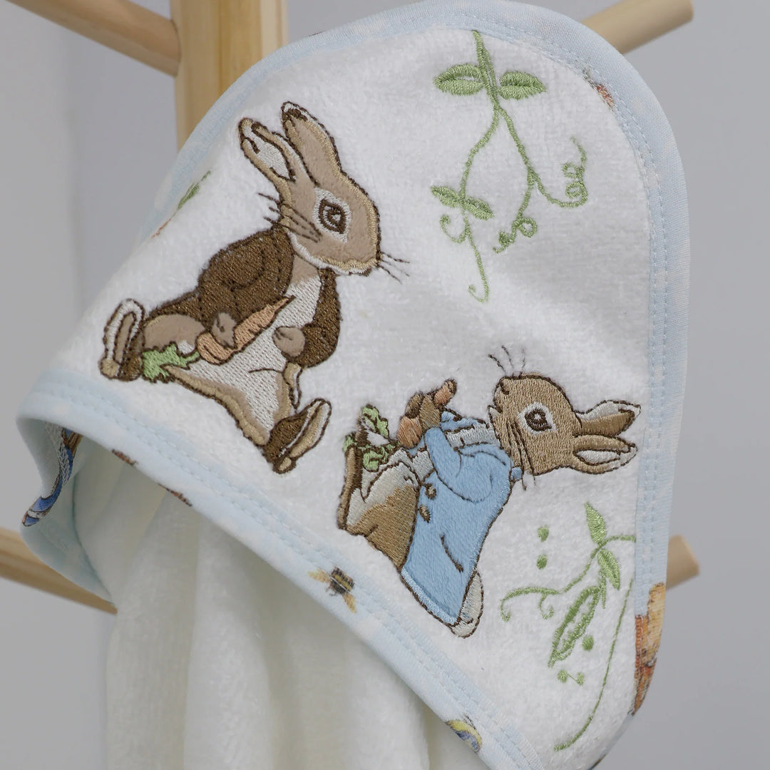 Bubba Blue Peter Rabbit & Benjamin Bunny Hooded Towel