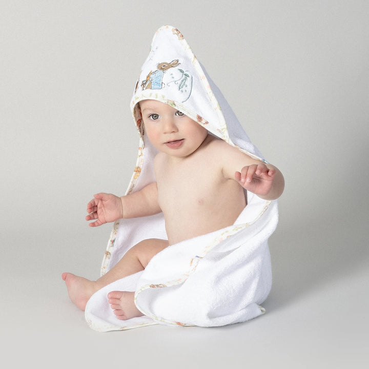 Bubba Blue Peter Rabbit & Benjamin Bunny Hooded Towel