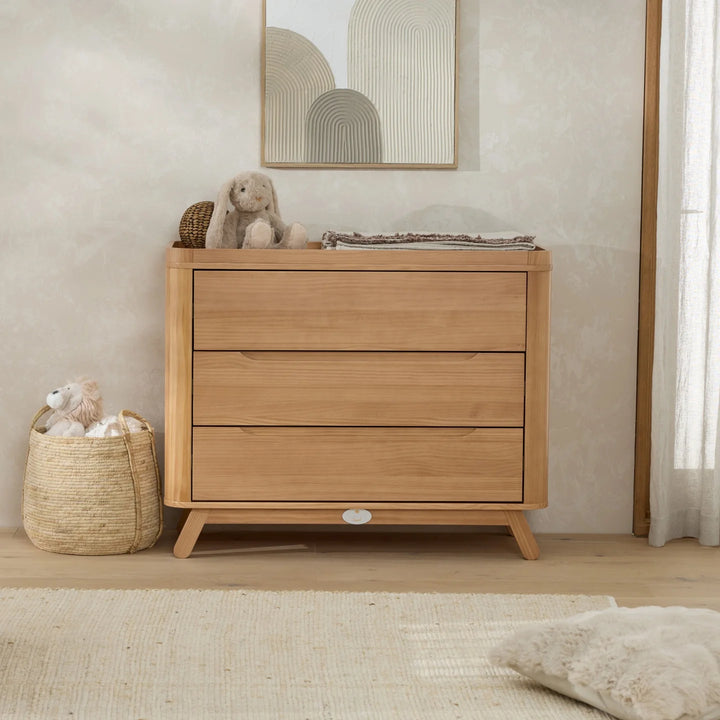 iL Tutto Theo Sustainable Timber Chest & Changer in Natural