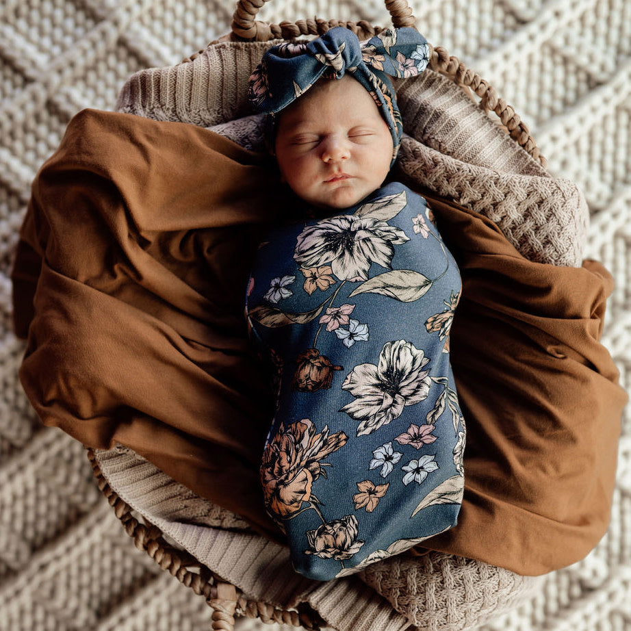 Snuggle Swaddle & Topknot Set-Belle