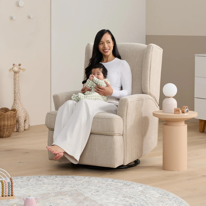 iL Tutto Chelsea Recliner Glider Nursery Chair in Latté