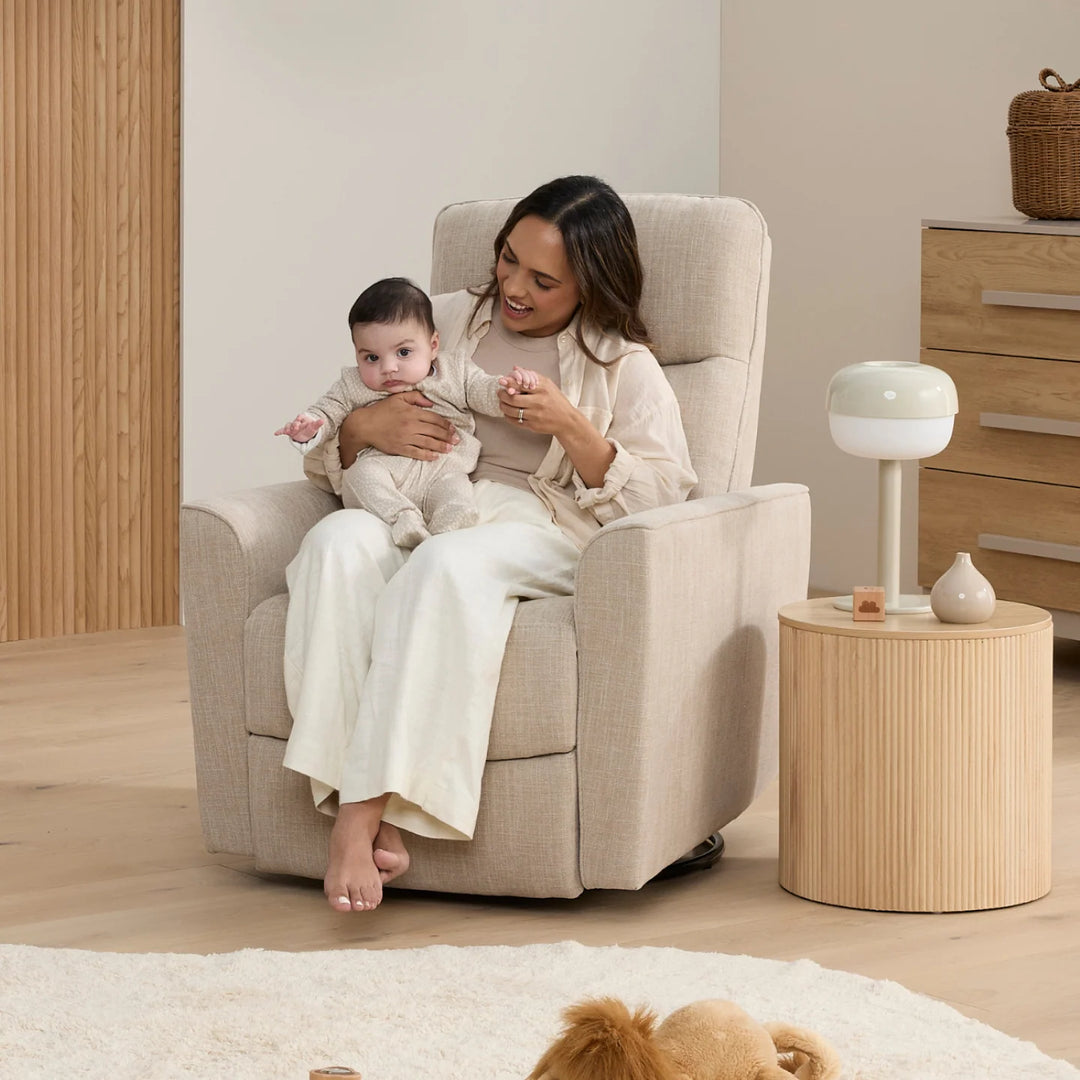 iL Tutto Felix Recliner Glider Nursery Chair in Latté