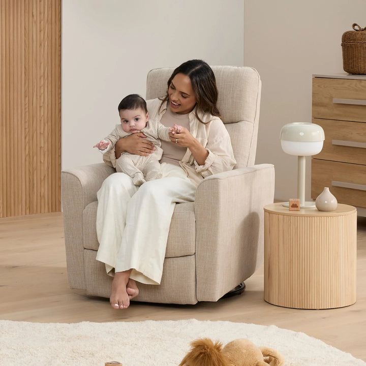 iL Tutto Felix Recliner Glider Nursery Chair in Latté