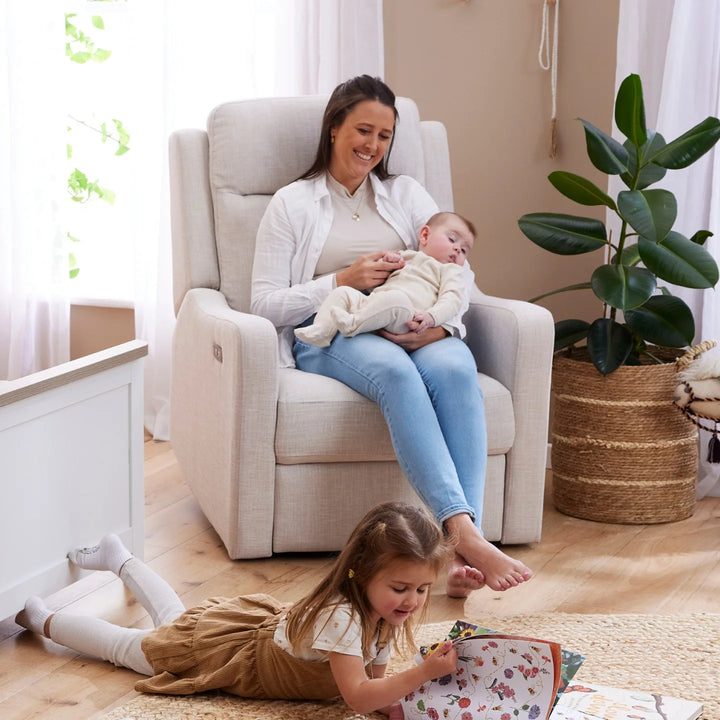 Il Tutto Henry Electric Recliner Glider Chair with USB - Egg Shell