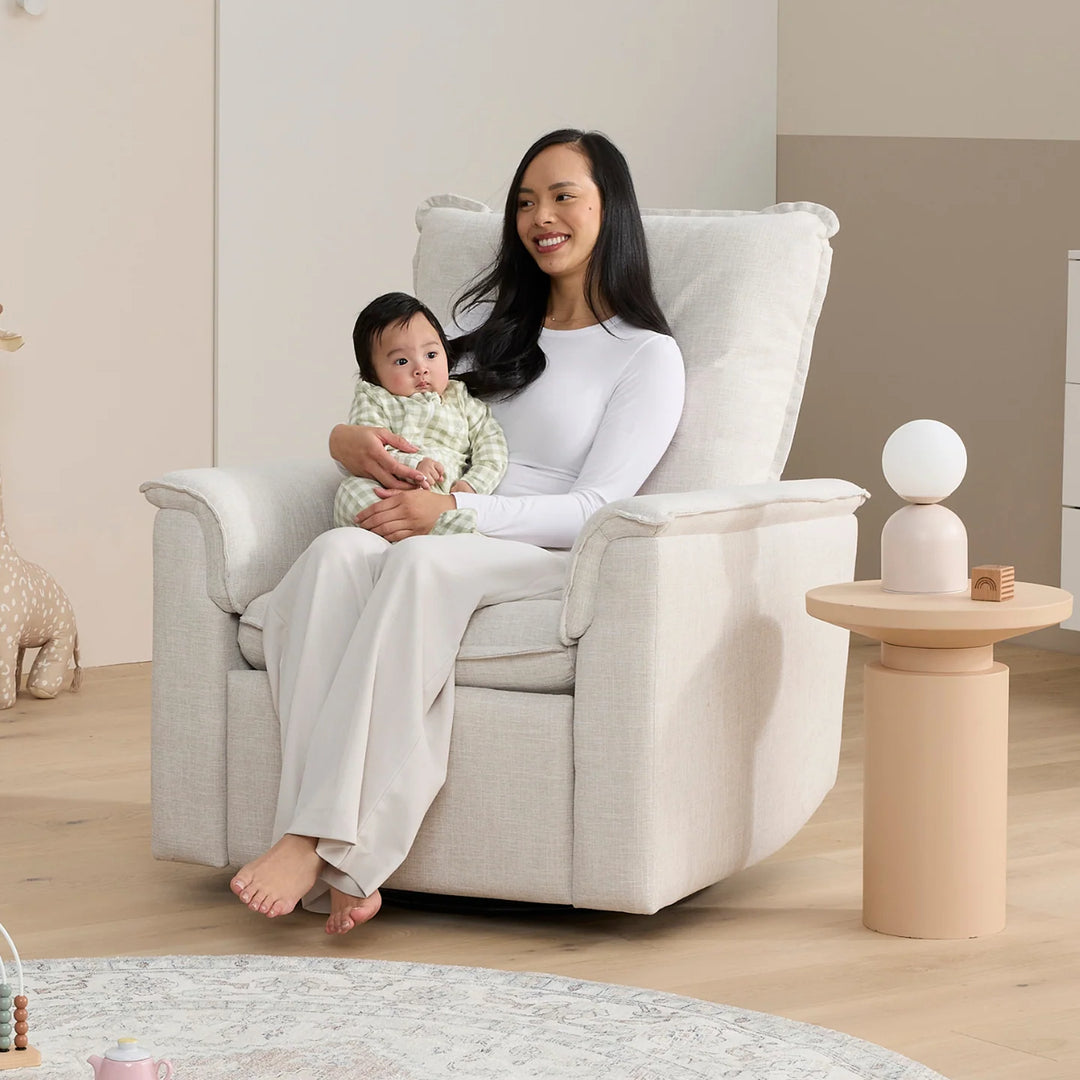 Il Tutto Louie Recliner Glider Nursery Chair in Egg Shell