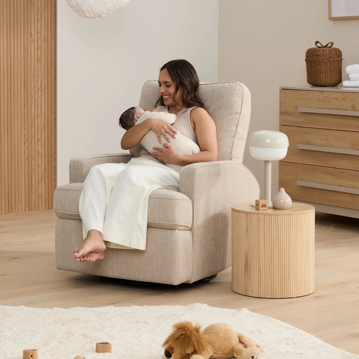 Il Tutto Quinn Electric Recliner Glider Chair with USB in Latté