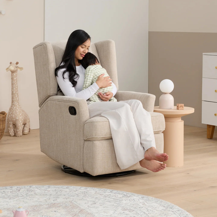iL Tutto Chelsea Recliner Glider Nursery Chair in Latté