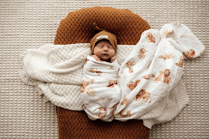 Organic Muslin Wrap Lion