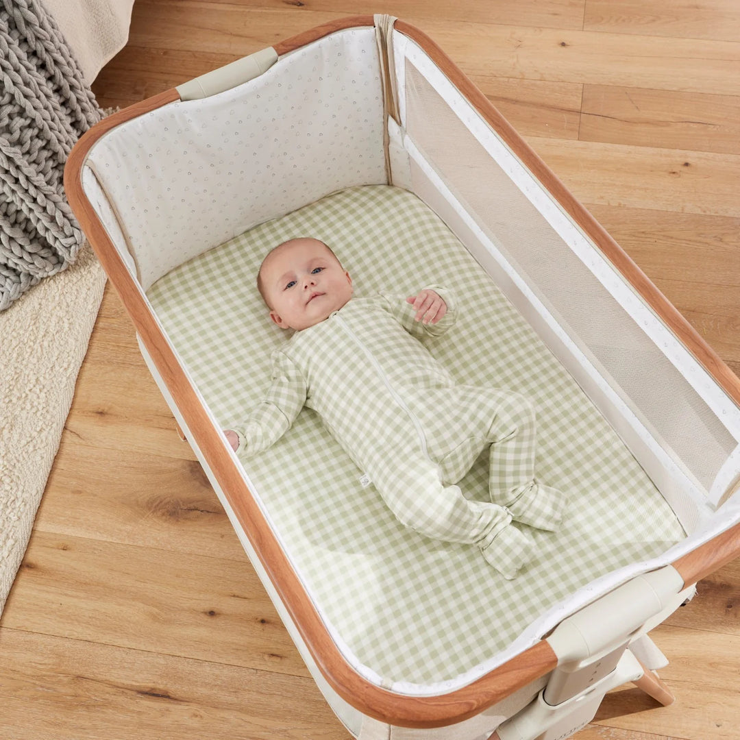 iL Tutto CoZee Breeze Plus Co-Sleeping Bassinet with Rocking Legs in Scandi Walnut and Ecru