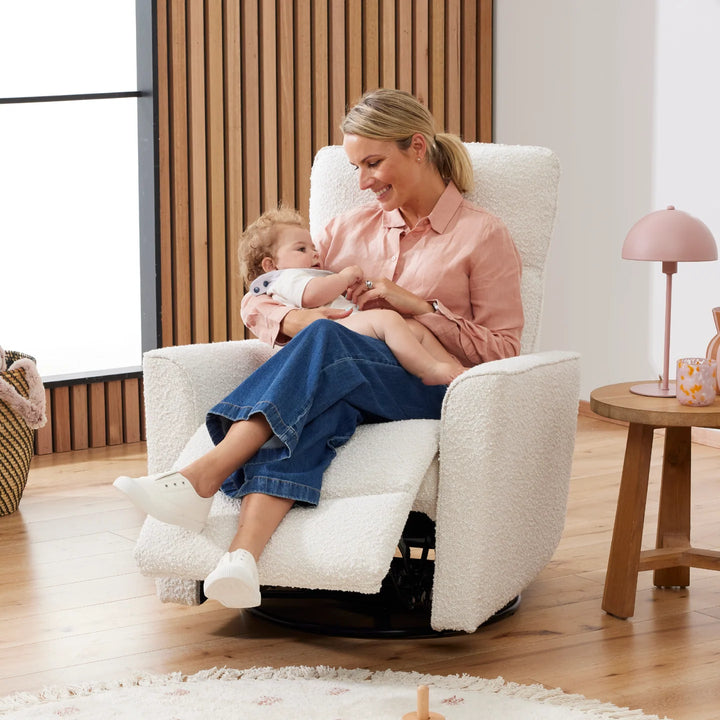 iL Tutto Felix Electric Recliner Glider Chair with USB in Vanilla Bouclé