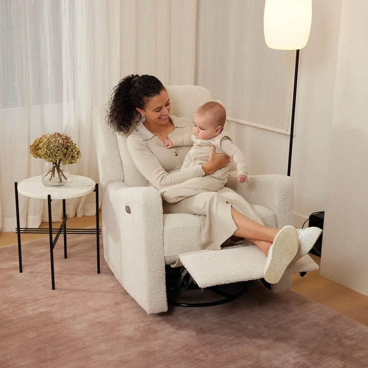 Il Tutto Henry Electric Recliner Glider Chair with USB - Vanilla Bouclé