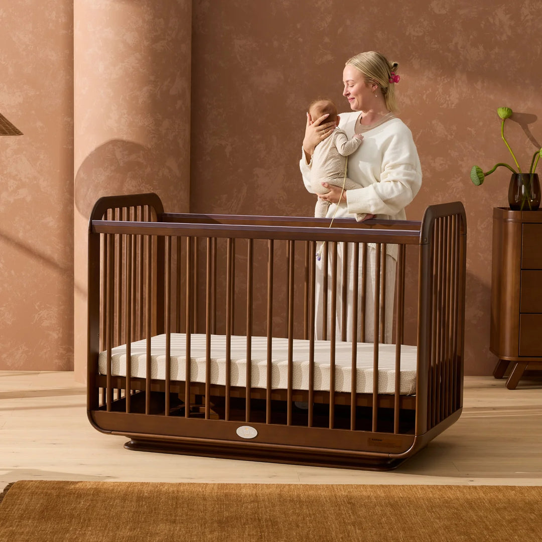 iL Tutto Ollie Sustainable Timber Cot in Walnut