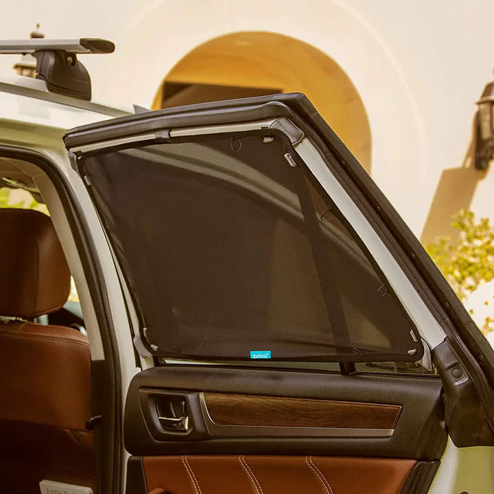 Munchkin Brica Magnetic Stretch To Fit Sun Shade