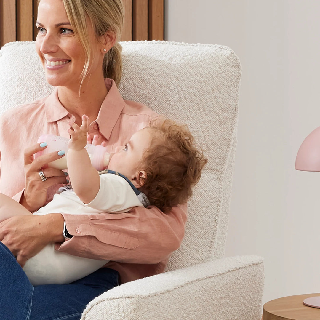 iL Tutto Felix Electric Recliner Glider Chair with USB in Vanilla Bouclé