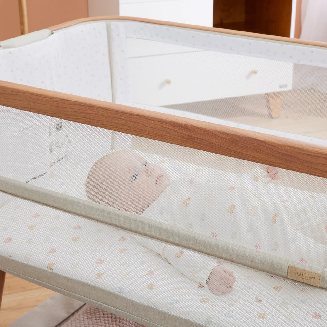 iL Tutto CoZee Breeze Plus Co-Sleeping Bassinet with Rocking Legs in Scandi Walnut and Ecru