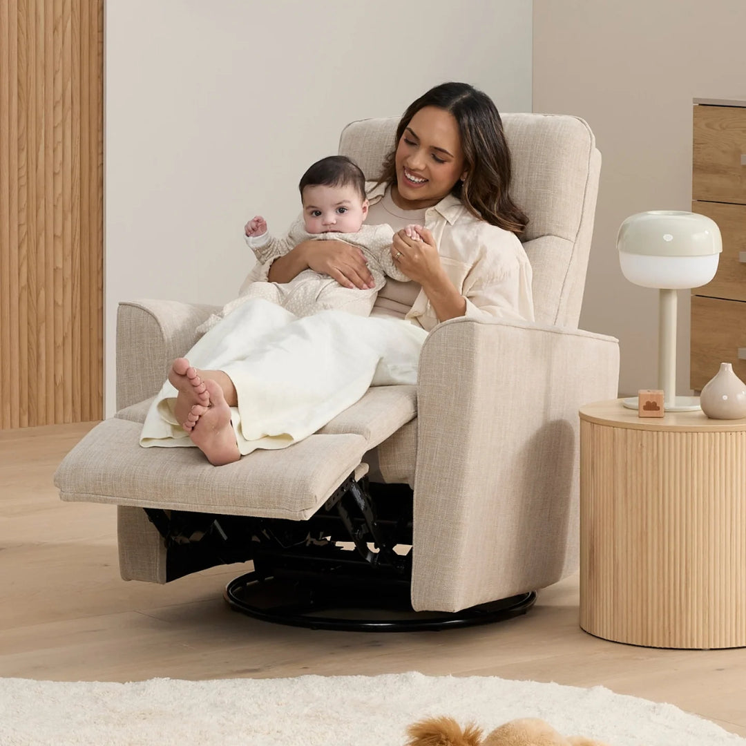 iL Tutto Felix Recliner Glider Nursery Chair in Latté
