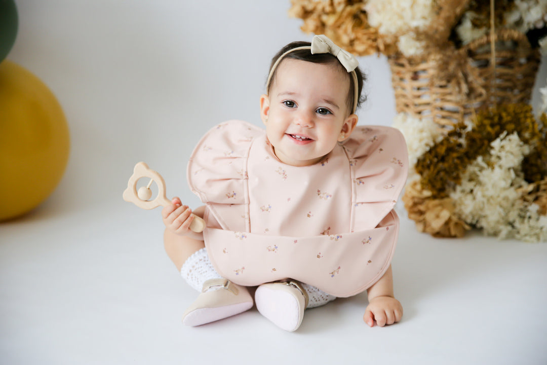 Snuggle Bib Waterproof Posy Frill