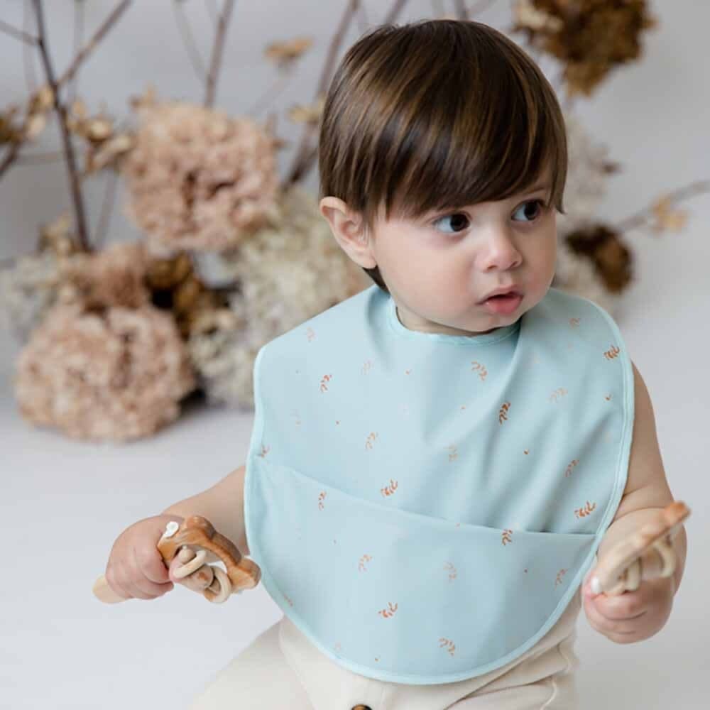 Snuggle Bib Waterproof Sprout