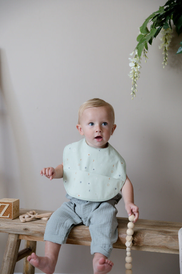 Snuggle Bib Waterproof-Starlight