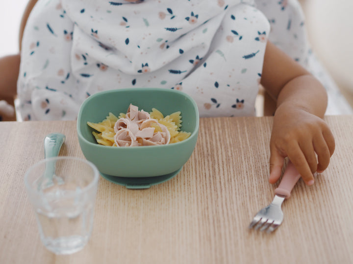 BEABA SILICONE SUCTION BOWL - SAGE GREEN