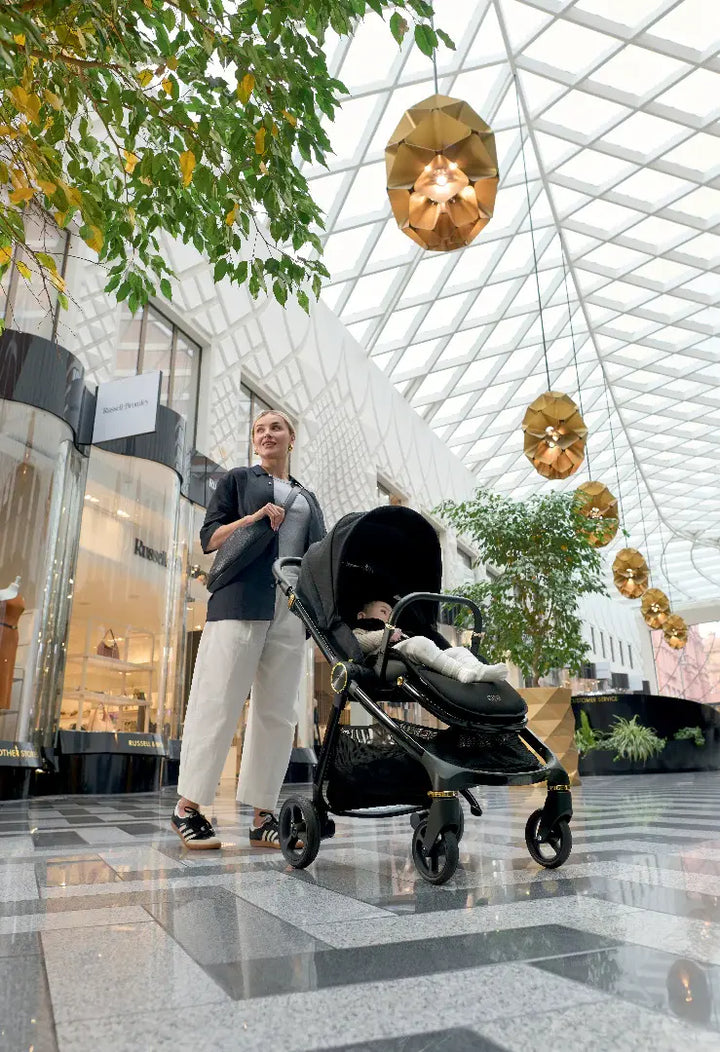 Mamas & Papas Strada Pram-Black Diamond