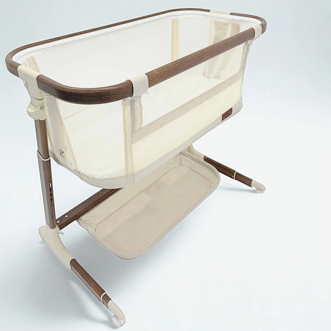 Babystudio Dream Glider Bedside Sleeper – Auto Motion Bassinet | Wood Grain