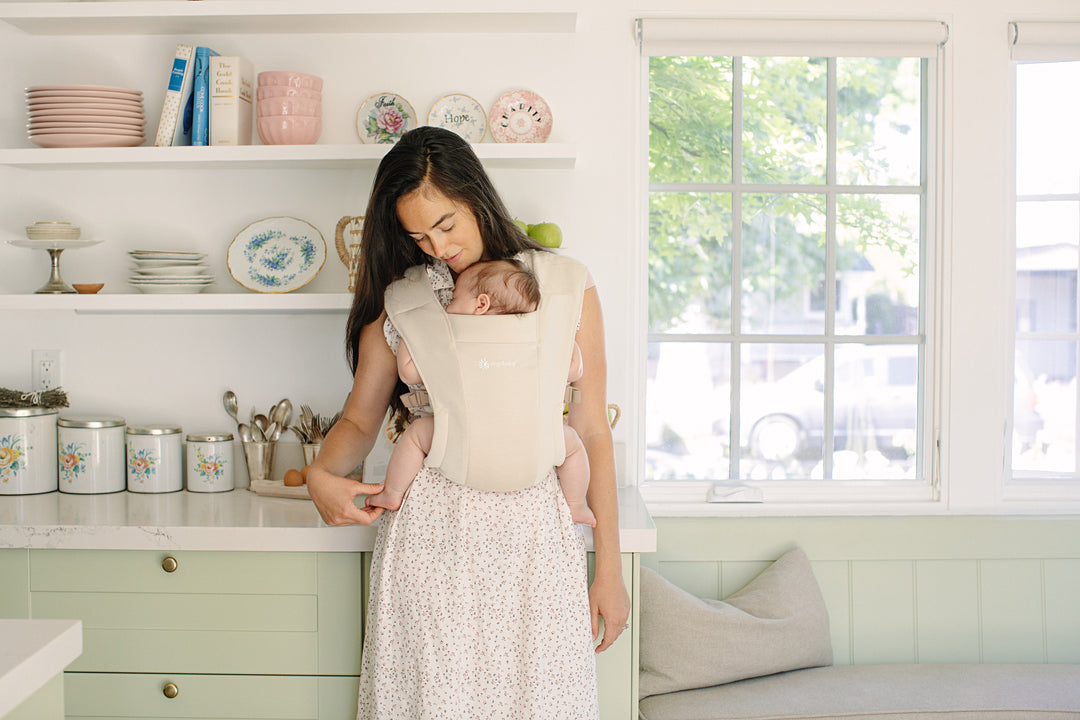 Ergobaby Embrace Newborn Carrier - Cream