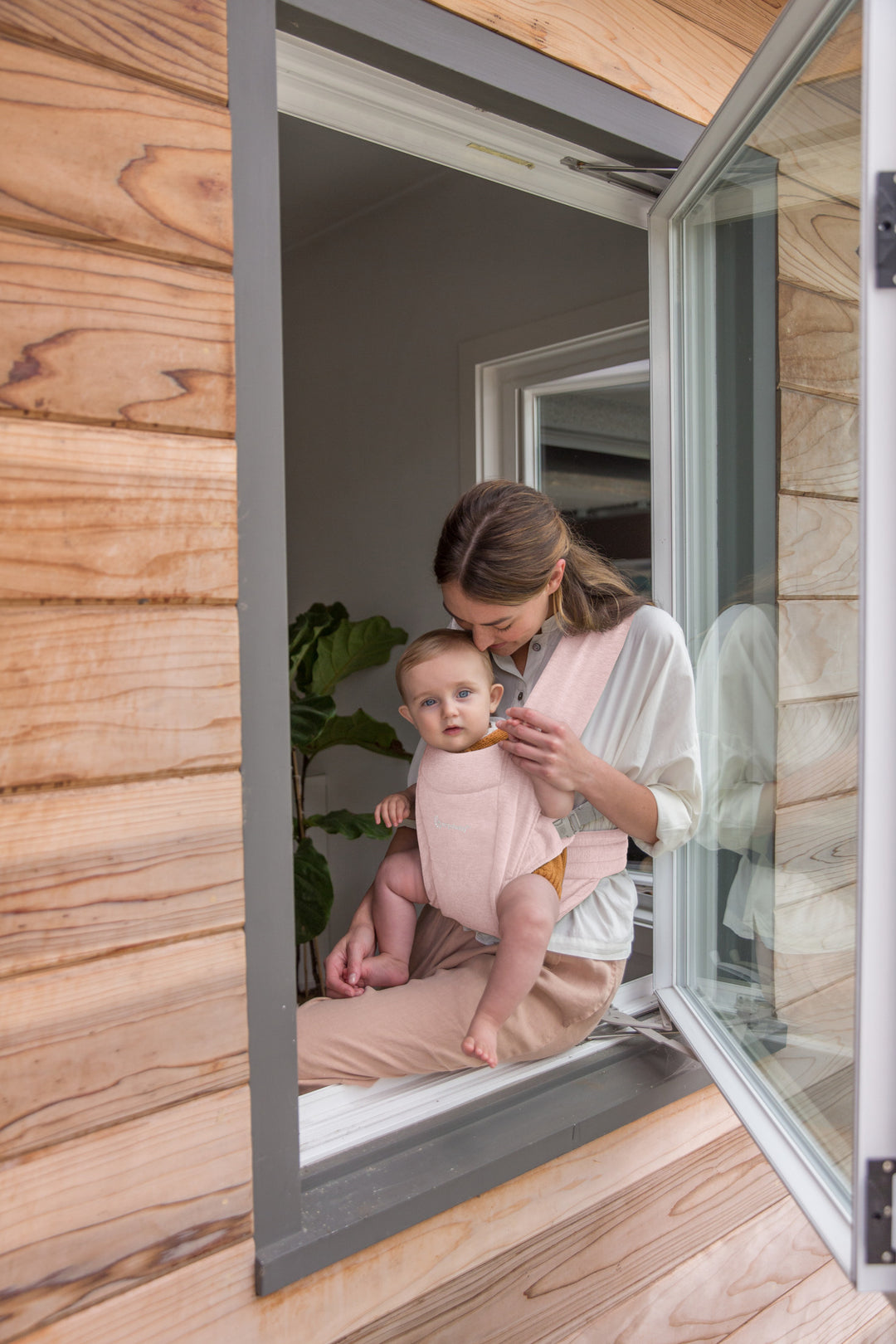 Ergobaby Embrace Newborn Carrier - Blush Pink