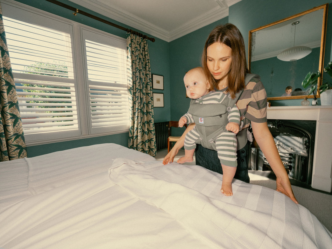 ERGOBABY OMNI CLASSIC MESH CARRIER - SOFT OLIVE