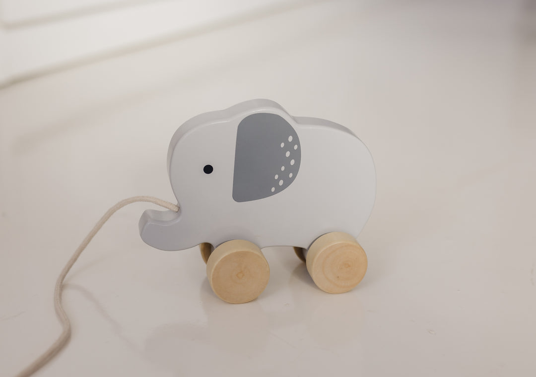 BUBBLE WOODEN ELEPHANT PULL ALONG TOY
