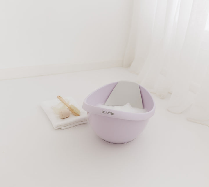 BUBBLE BABY BATH WITH BATH SEAT - Lilac
