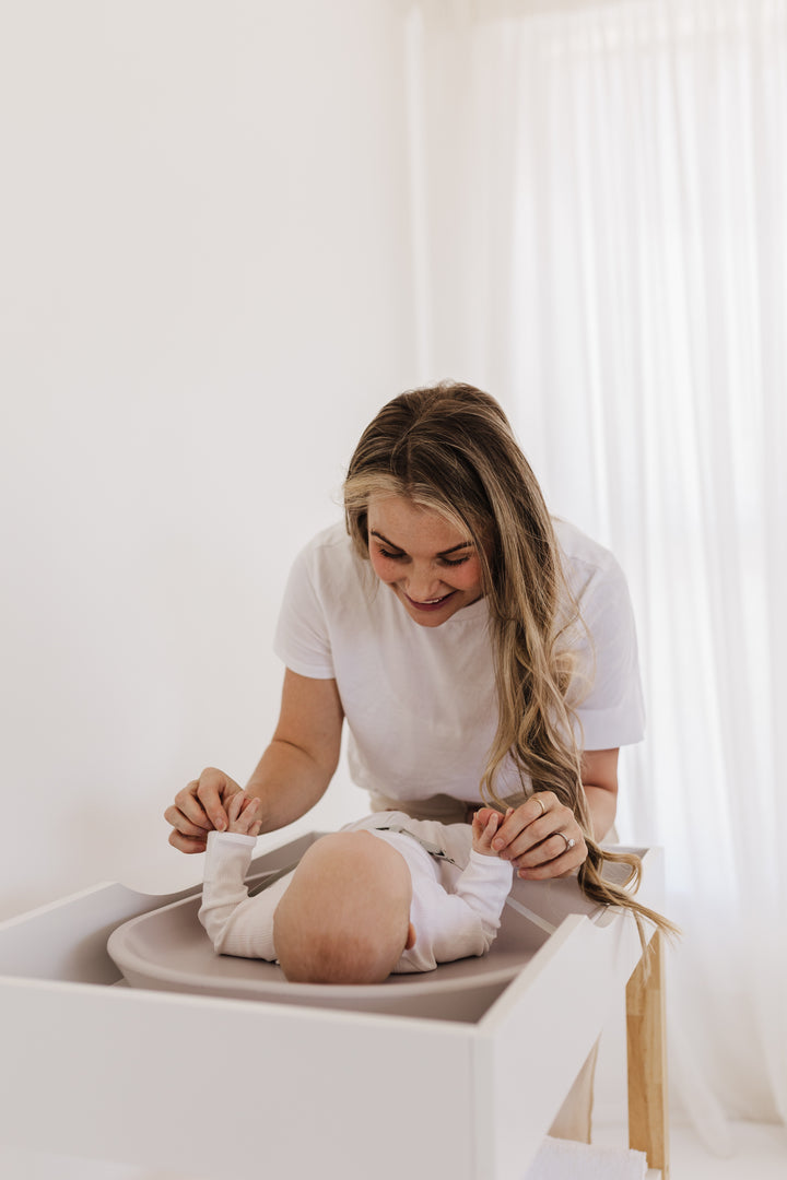 Bubble Cuddle Changing Mat - Taupe