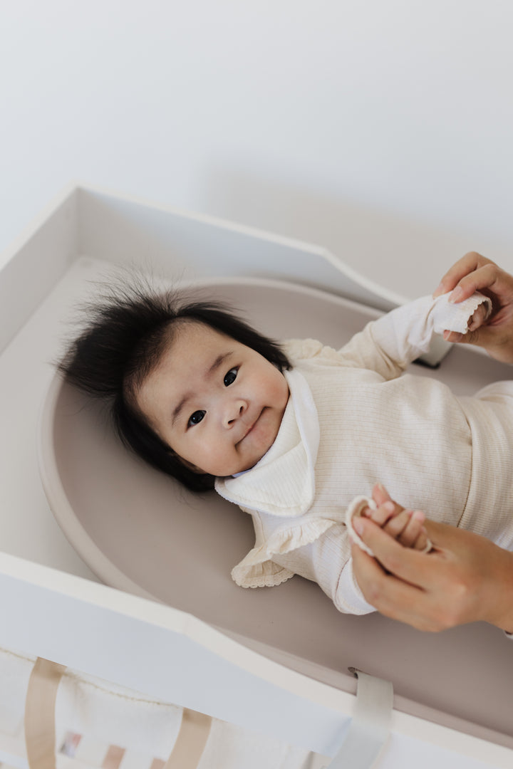 Bubble Cuddle Changing Mat - Taupe