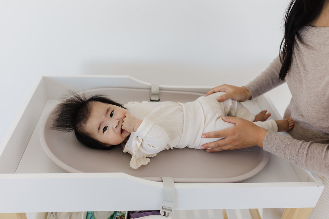 Bubble Cuddle Changing Mat - Taupe